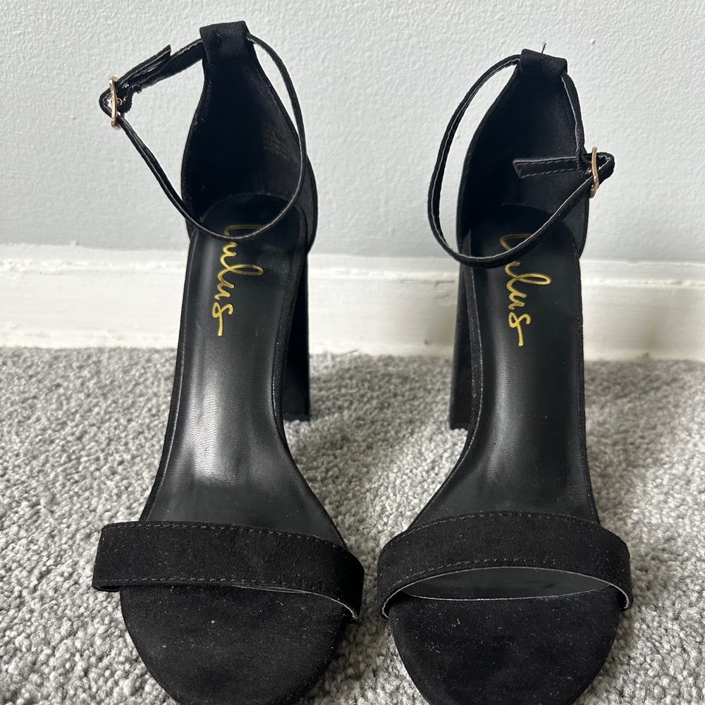 Lulus Black Suede Heel Size 8